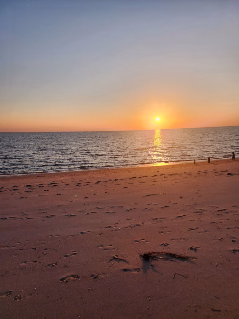 Fishermans-Dream-Delaware-Bay-Waterfront-Dog-and-kid-friendly-3br:1b-wifi Fishermans Dream Delaware Bay Waterfront Dog and kid friendly 3br1b wifi